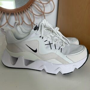 NIKE RYZ 365 “Summit White” sneakers
